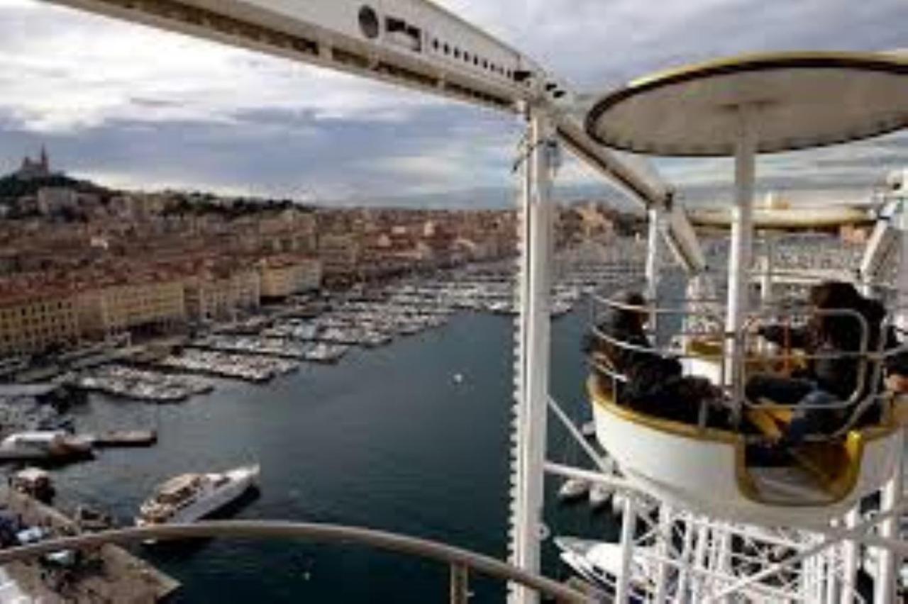 Ferienwohnung Studio Industriel De Steenia Vieux Port Marseilles Exterior foto